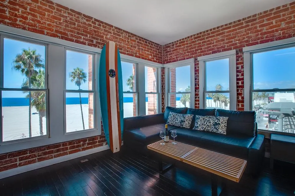 Venice Breeze Suites Los Angeles
