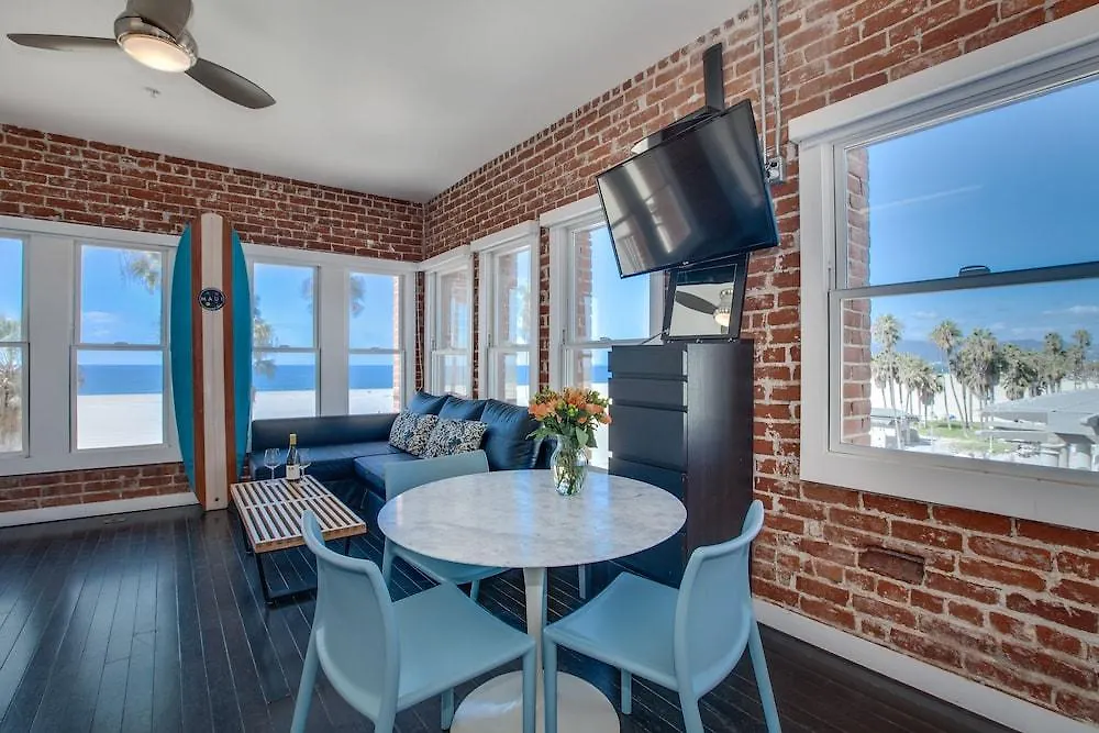 Hotel Venice Breeze Suites Los Angeles